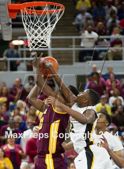 Thumbnail 2 in Scotlandville vs. Natchitoches Central (LHSAA 5A Final) photogallery.