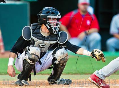 Thumbnail 1 in Foster vs Tomball (UIL 4A Region 3 Final) photogallery.
