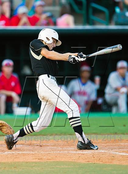 Thumbnail 2 in Foster vs Tomball (UIL 4A Region 3 Final) photogallery.