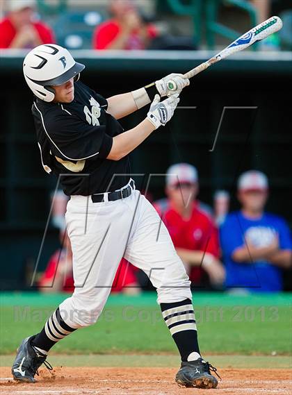 Thumbnail 3 in Foster vs Tomball (UIL 4A Region 3 Final) photogallery.