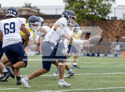 Thumbnail 2 in Loyola (Blue/White Scrimmage)  photogallery.