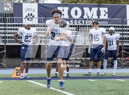 Thumbnail 1 in Loyola (Blue/White Scrimmage)  photogallery.