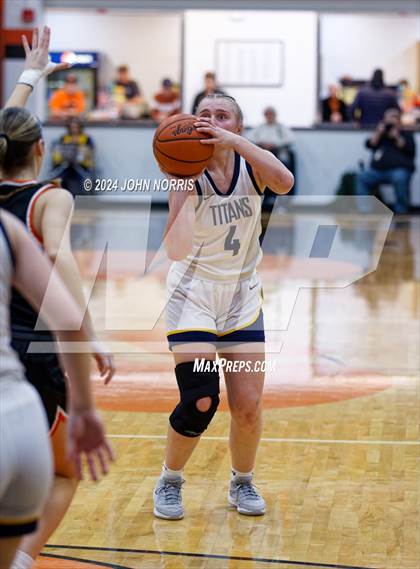 Thumbnail 3 in Ottawa-Glandorf vs Liberty Center (OHSAA Division 3 Region 10 Regional Semi Final) photogallery.