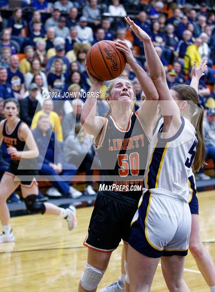 Thumbnail 3 in Ottawa-Glandorf vs Liberty Center (OHSAA Division 3 Region 10 Regional Semi Final) photogallery.