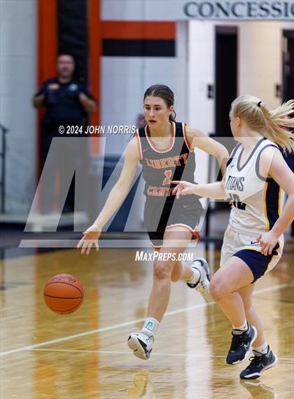 Thumbnail 3 in Ottawa-Glandorf vs Liberty Center (OHSAA Division 3 Region 10 Regional Semi Final) photogallery.