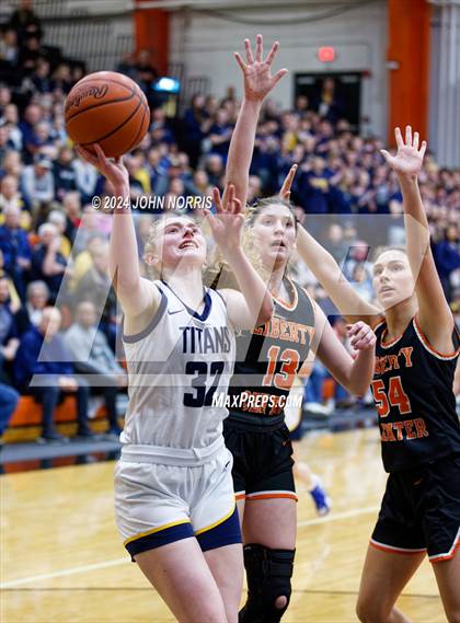 Thumbnail 1 in Ottawa-Glandorf vs Liberty Center (OHSAA Division 3 Region 10 Regional Semi Final) photogallery.
