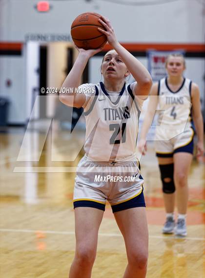 Thumbnail 3 in Ottawa-Glandorf vs Liberty Center (OHSAA Division 3 Region 10 Regional Semi Final) photogallery.