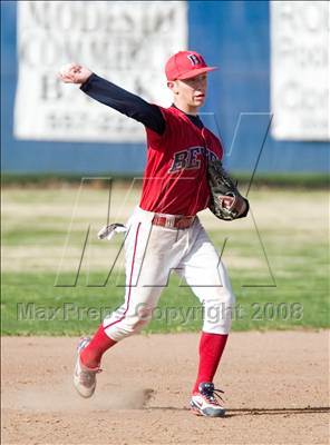 Thumbnail 1 in Modesto @ Beyer photogallery.