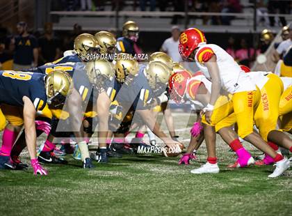 Thumbnail 3 in St. Thomas Aquinas vs Deerfield Beach photogallery.