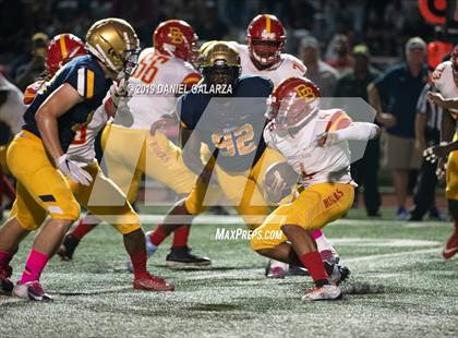 Thumbnail 2 in St. Thomas Aquinas vs Deerfield Beach photogallery.