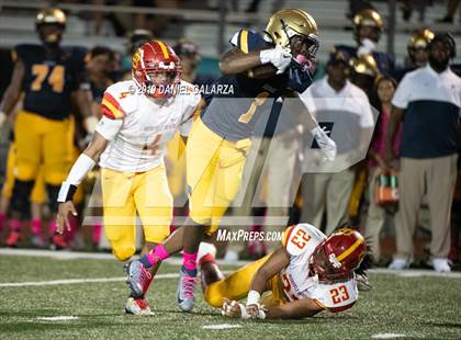 Thumbnail 3 in St. Thomas Aquinas vs Deerfield Beach photogallery.