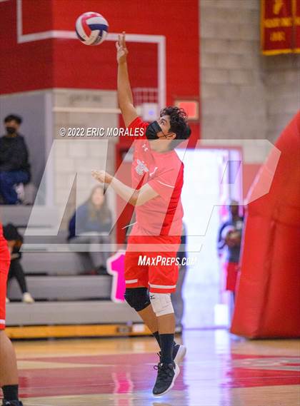 Thumbnail 1 in Mater Dei Catholic @ Sweetwater photogallery.