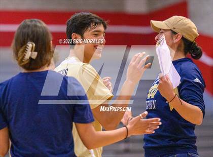 Thumbnail 1 in Mater Dei Catholic @ Sweetwater photogallery.