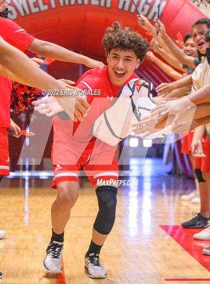 Thumbnail 2 in Mater Dei Catholic @ Sweetwater photogallery.