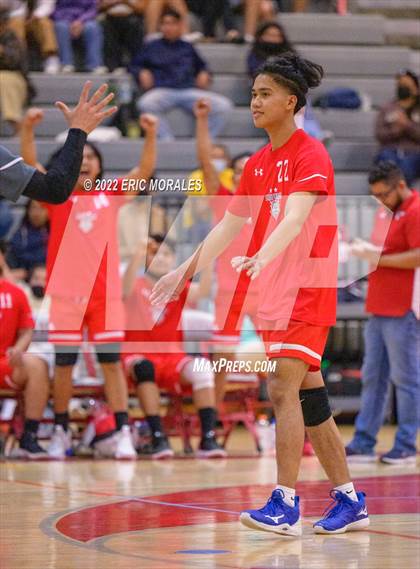 Thumbnail 2 in Mater Dei Catholic @ Sweetwater photogallery.