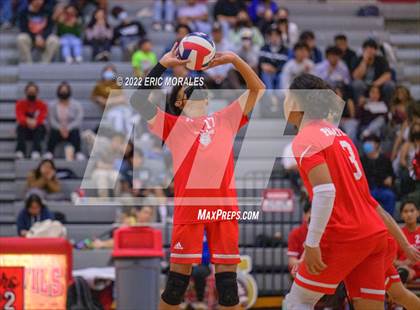 Thumbnail 2 in Mater Dei Catholic @ Sweetwater photogallery.