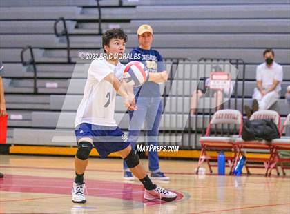 Thumbnail 1 in Mater Dei Catholic @ Sweetwater photogallery.