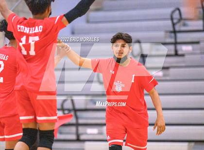 Thumbnail 3 in Mater Dei Catholic @ Sweetwater photogallery.