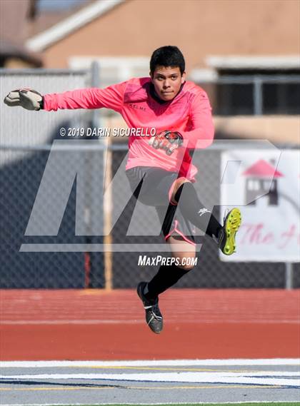 Thumbnail 2 in Williams Field vs Mountain View (Coyote Classic Tournament) photogallery.