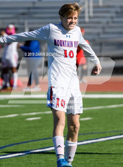 Thumbnail 1 in Williams Field vs Mountain View (Coyote Classic Tournament) photogallery.
