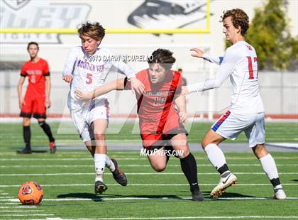 Thumbnail 2 in Williams Field vs Mountain View (Coyote Classic Tournament) photogallery.