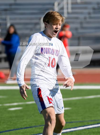 Thumbnail 2 in Williams Field vs Mountain View (Coyote Classic Tournament) photogallery.