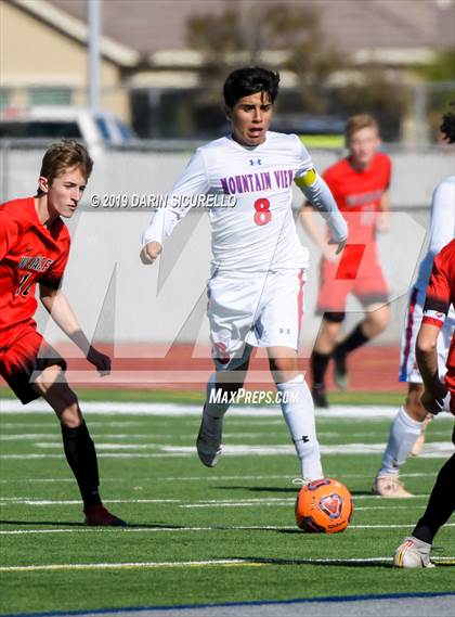 Thumbnail 2 in Williams Field vs Mountain View (Coyote Classic Tournament) photogallery.