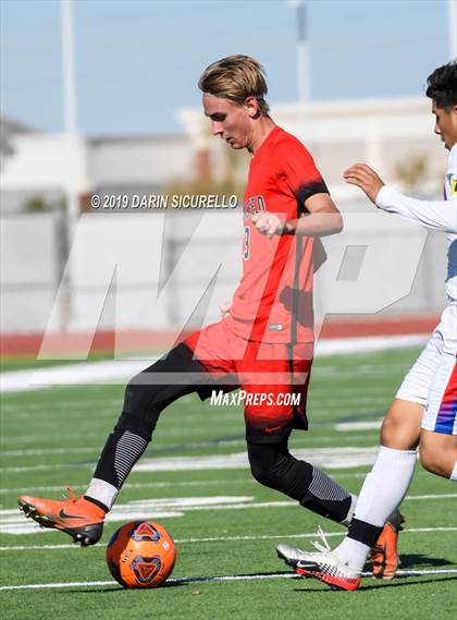 Thumbnail 1 in Williams Field vs Mountain View (Coyote Classic Tournament) photogallery.