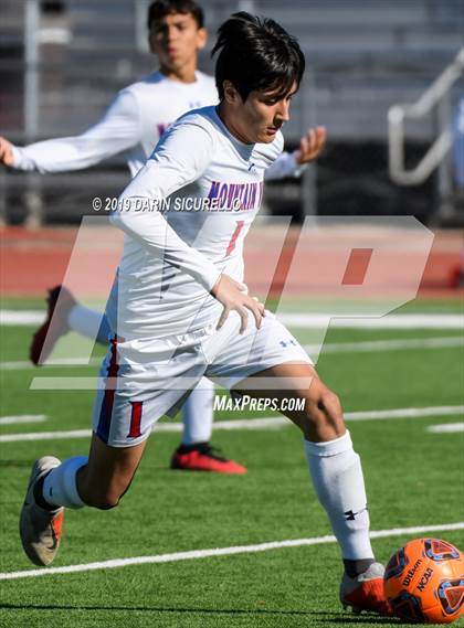 Thumbnail 2 in Williams Field vs Mountain View (Coyote Classic Tournament) photogallery.
