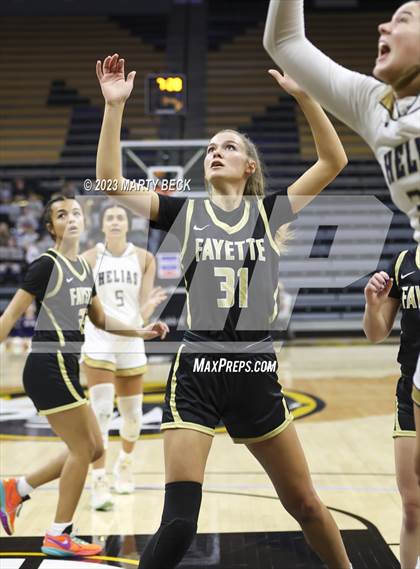 Thumbnail 1 in Fayette vs Helias Catholic (Norm Stewart Classic) photogallery.