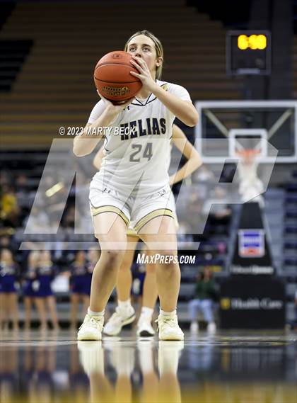 Thumbnail 1 in Fayette vs Helias Catholic (Norm Stewart Classic) photogallery.