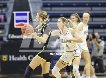 Thumbnail 1 in Fayette vs Helias Catholic (Norm Stewart Classic) photogallery.