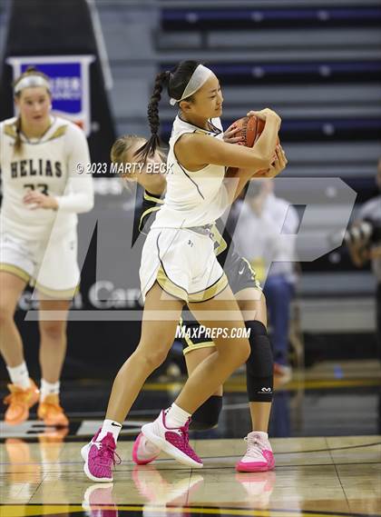 Thumbnail 2 in Fayette vs Helias Catholic (Norm Stewart Classic) photogallery.