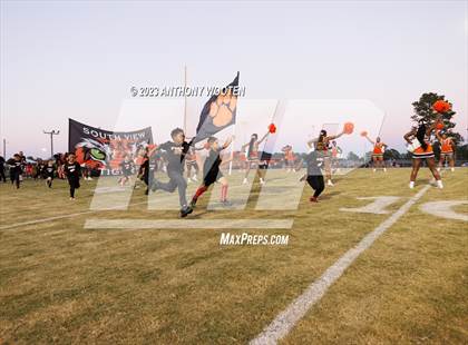 Thumbnail 3 in Seventy-First @ South View photogallery.