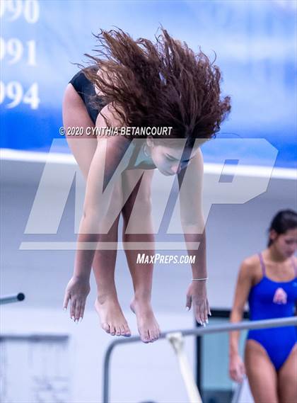 Thumbnail 3 in Cherry Creek vs Arapahoe photogallery.