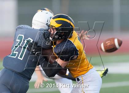 Thumbnail 1 in Del Oro vs Helix (UT Honor Bowl) photogallery.