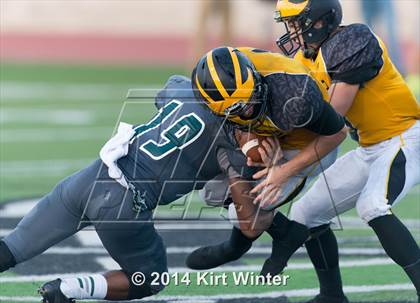 Thumbnail 3 in Del Oro vs Helix (UT Honor Bowl) photogallery.