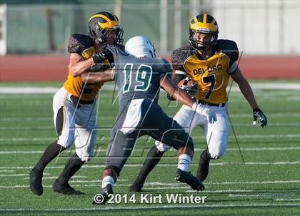 Thumbnail 2 in Del Oro vs Helix (UT Honor Bowl) photogallery.