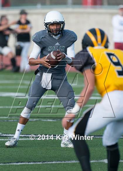 Thumbnail 3 in Del Oro vs Helix (UT Honor Bowl) photogallery.