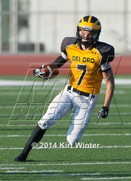 Thumbnail 1 in Del Oro vs Helix (UT Honor Bowl) photogallery.