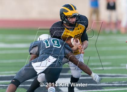 Thumbnail 2 in Del Oro vs Helix (UT Honor Bowl) photogallery.