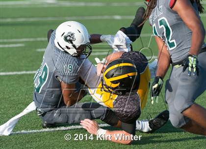 Thumbnail 1 in Del Oro vs Helix (UT Honor Bowl) photogallery.