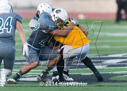 Thumbnail 1 in Del Oro vs Helix (UT Honor Bowl) photogallery.