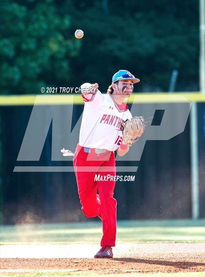 Thumbnail 1 in Piedmont @ Cuthbertson photogallery.
