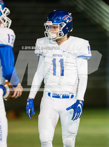 Thumbnail 3 in Oakdale vs. Christian Brothers (CIF SJS D3 Final) photogallery.