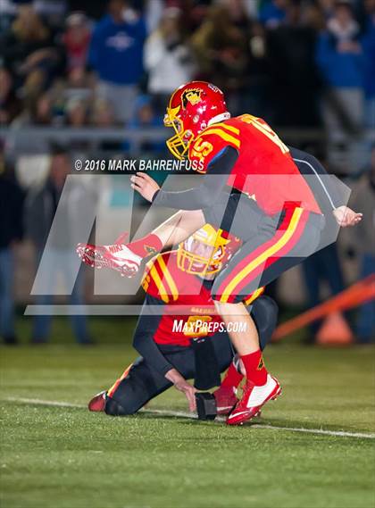 Thumbnail 2 in Oakdale vs. Christian Brothers (CIF SJS D3 Final) photogallery.