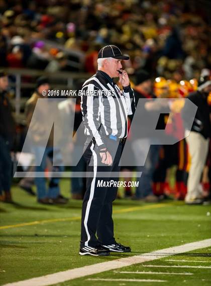 Thumbnail 2 in Oakdale vs. Christian Brothers (CIF SJS D3 Final) photogallery.