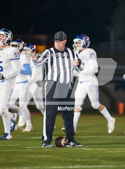 Thumbnail 3 in Oakdale vs. Christian Brothers (CIF SJS D3 Final) photogallery.