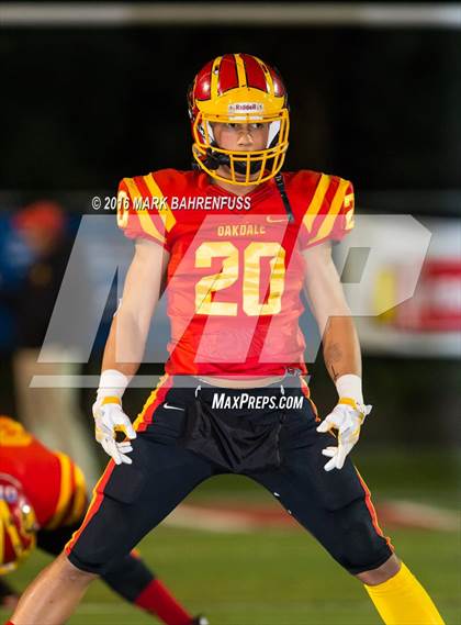 Thumbnail 1 in Oakdale vs. Christian Brothers (CIF SJS D3 Final) photogallery.