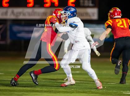 Thumbnail 3 in Oakdale vs. Christian Brothers (CIF SJS D3 Final) photogallery.